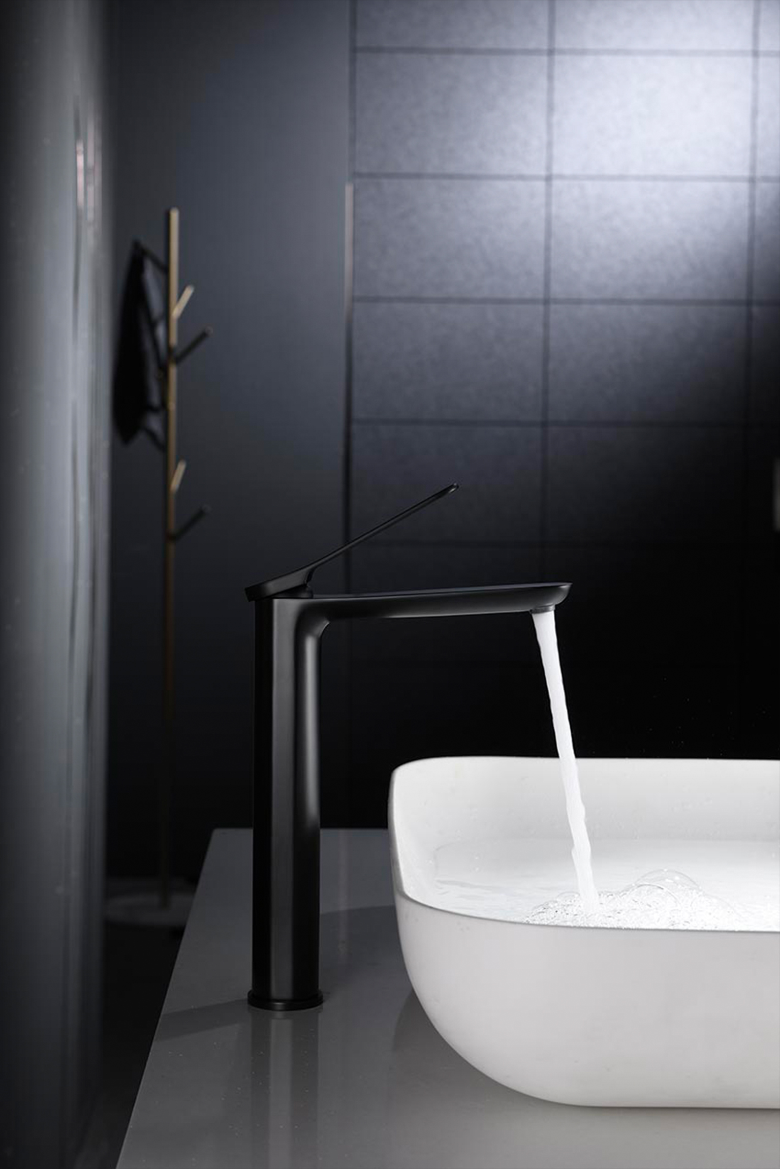 ROBINET D’ÉVIER NOIR MAT HAUTE SANTORIN