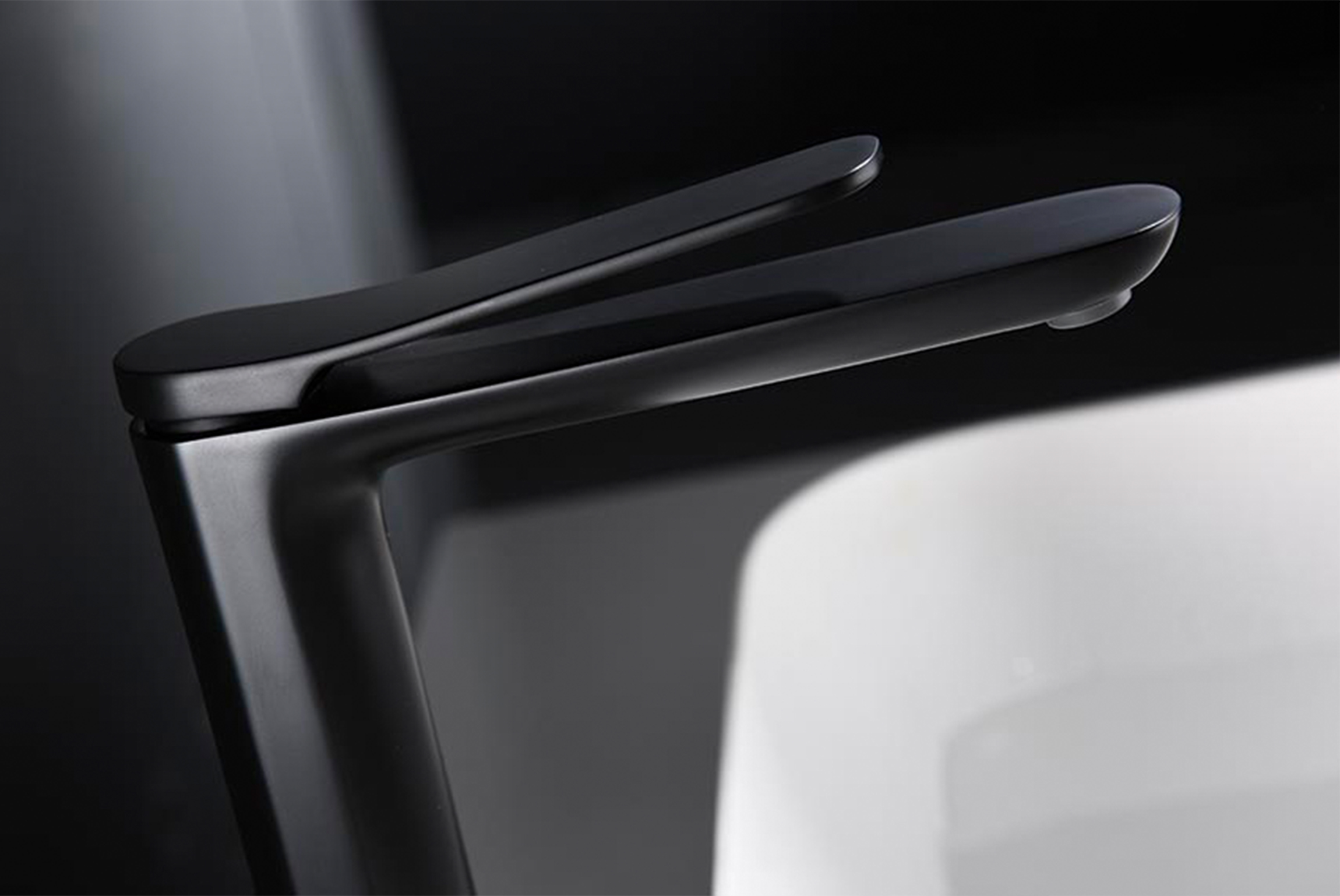 ROBINET D’ÉVIER NOIR MAT HAUTE SANTORIN