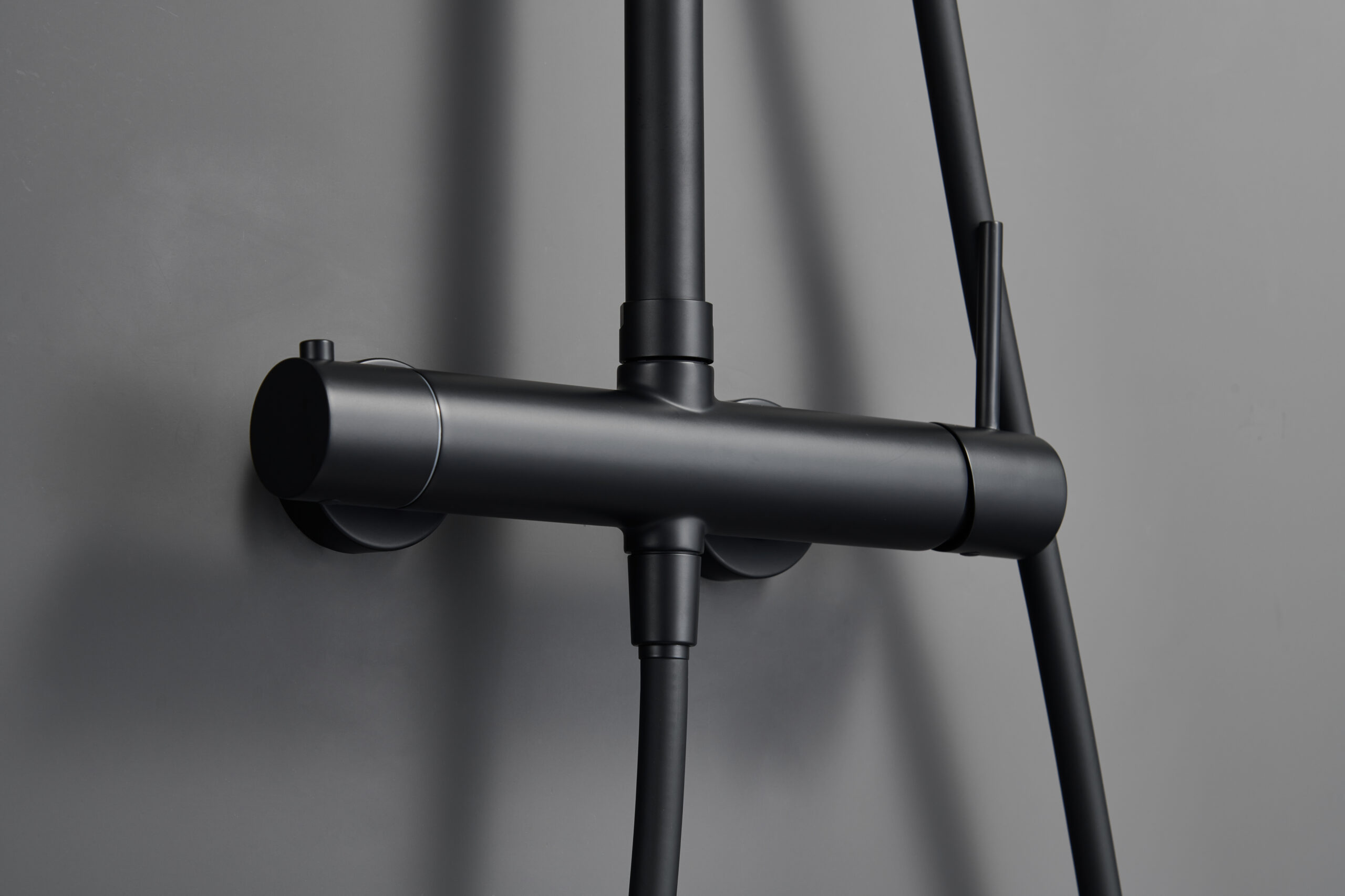 CONJUNTO DUCHA MONOMANDO TENERIFE NEGRO MATE