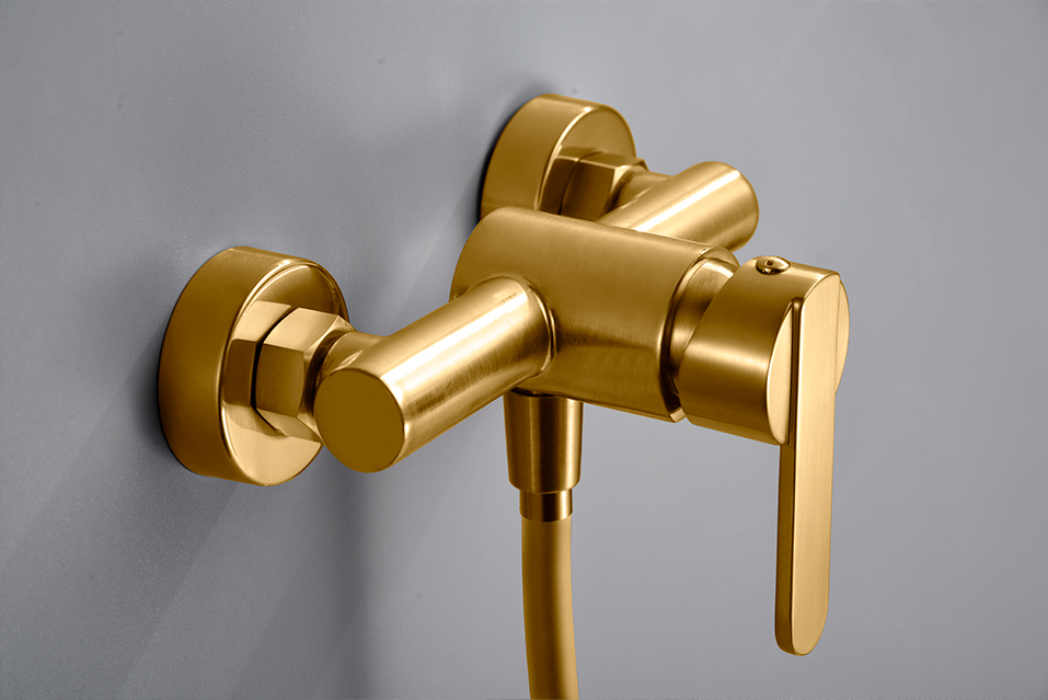 KIT DE DOUCHE MONOMAND FORMENTERA OR BROSSÉ