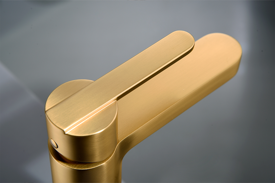 ROBINET MONOMAND LAVABO ALTO FORMENTERA OR BROSSÉ