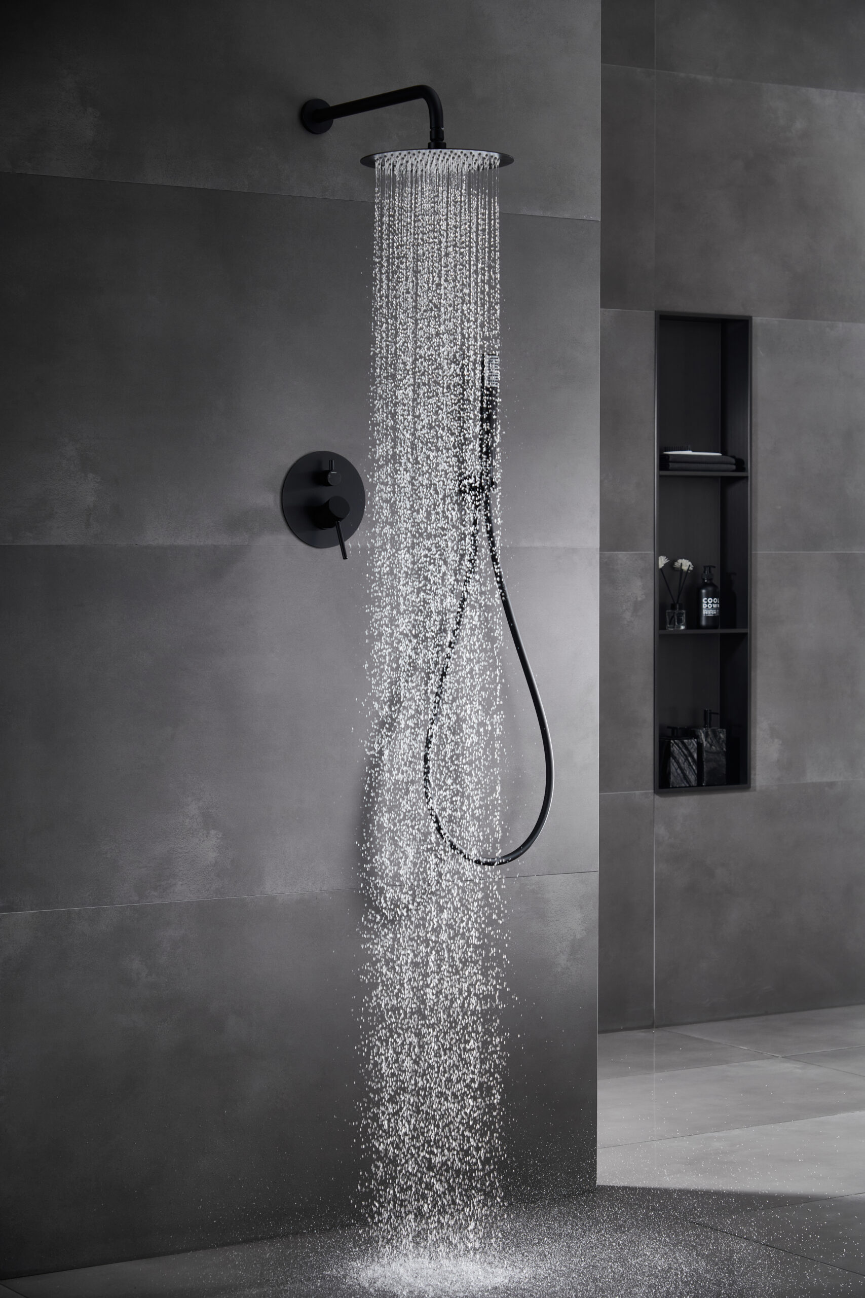 CONJUNTO DUCHA MONOMANDO EMPOTRADO TENERIFE NEGRO MATE