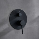 CONJUNTO DUCHA MONOMANDO EMPOTRADO TENERIFE NEGRO MATE